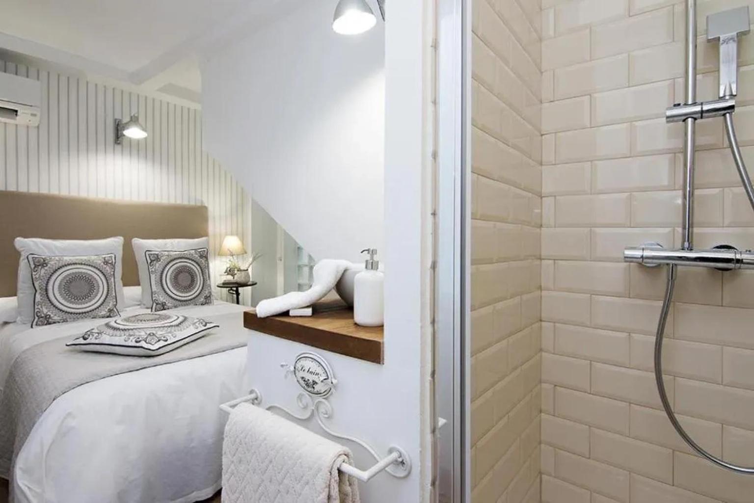 Apartamentos La Tona Puerta Elvira Centro Ciudad غرناطة المظهر الخارجي الصورة